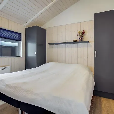 Hildegard - 1-5km From The Sea In Nw Jutland By Interhome *