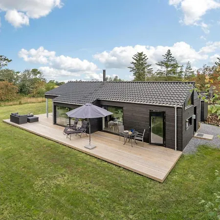 Hildegard - 1-5km From The Sea In Nw Jutland By Interhome Holiday home